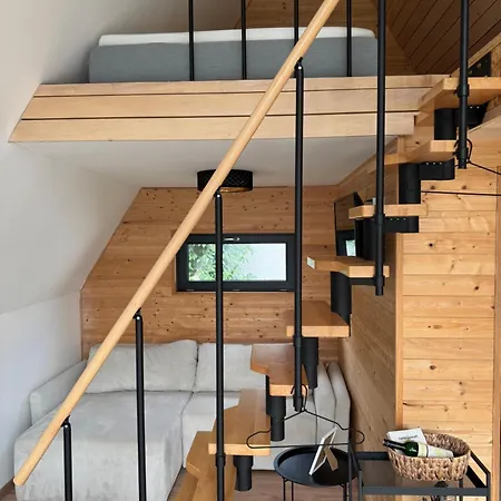 Tiny House *